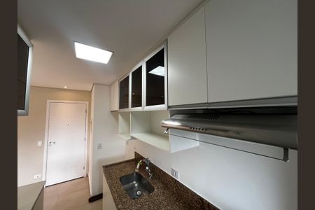 Apartamento à venda com 70m², 2 quartos e 2 vagasCozinha