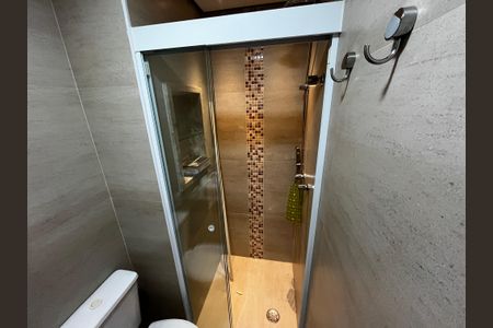 Apartamento à venda com 70m², 2 quartos e 2 vagasBanheiro Social