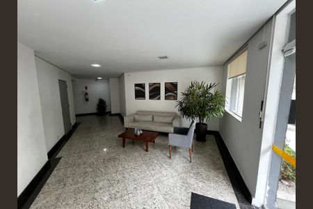 Apartamento à venda com 70m², 2 quartos e 2 vagasHall de Entrada
