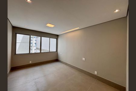 Apartamento à venda com 205m², 4 quartos e 4 vagasSuite 3