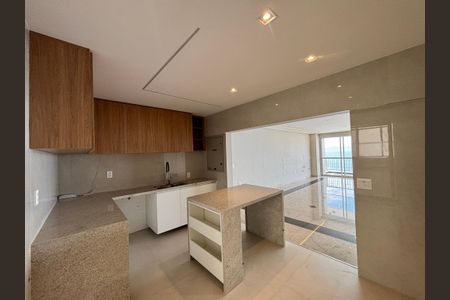 Apartamento à venda com 205m², 4 quartos e 4 vagasCozinha