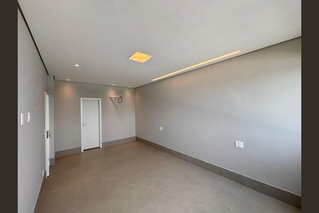 Apartamento à venda com 205m², 4 quartos e 4 vagasSuite 2