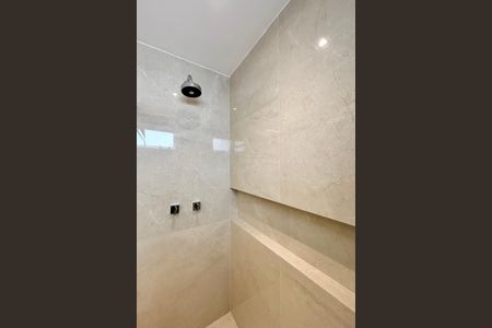 Apartamento à venda com 205m², 4 quartos e 4 vagasBanheiro da Suíte 4