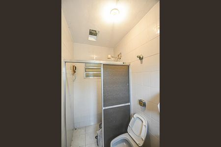 Casa à venda com 180m², 3 quartos e 2 vagasBanheiro da Suíte