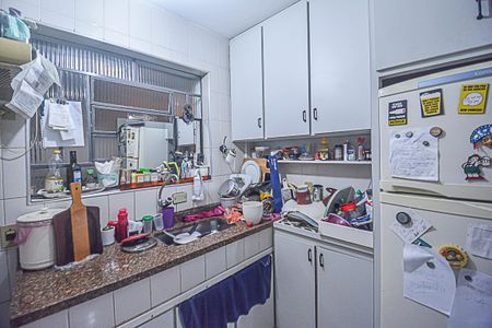 Casa à venda com 180m², 3 quartos e 2 vagasCozinha