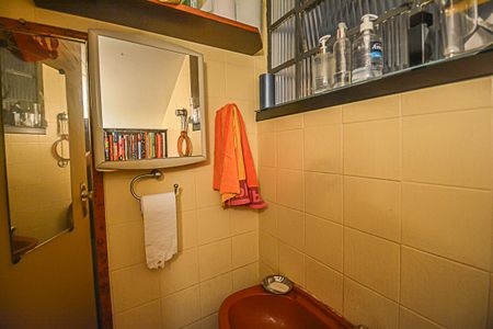 Casa à venda com 180m², 3 quartos e 2 vagasLavabo