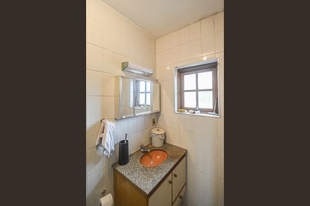 Casa à venda com 180m², 3 quartos e 2 vagasBanheiro da Suíte