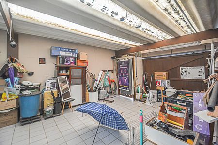 Casa à venda com 180m², 3 quartos e 2 vagasGaragem