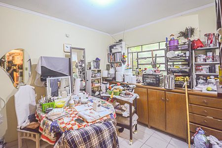 Casa à venda com 180m², 3 quartos e 2 vagasCozinha