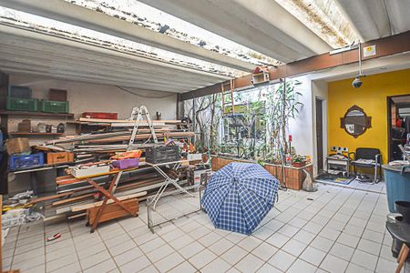 Casa à venda com 180m², 3 quartos e 2 vagasGaragem