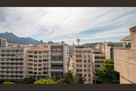 Apartamento à venda com 110m², 3 quartos e 2 vagasVaranda Vista