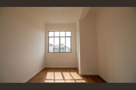 Apartamento à venda com 110m², 3 quartos e 2 vagasQuarto 3