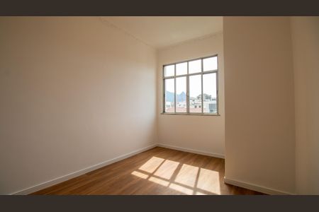 Apartamento à venda com 110m², 3 quartos e 2 vagasQuarto 3