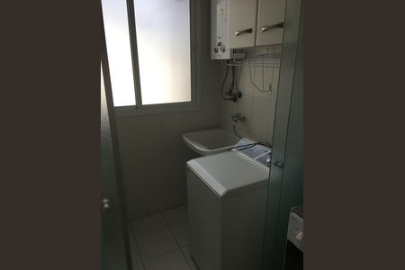 Lavanderia de apartamento para alugar com 2 quartos, 72m² em Jardim Carvalho, Porto Alegre