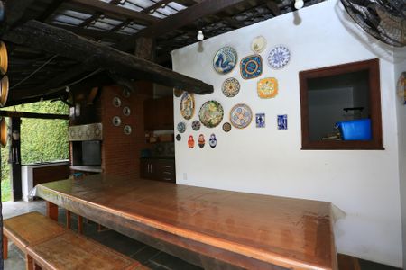 Casa à venda com 296m², 3 quartos e 2 vagasÁrea comum - Churrasqueira