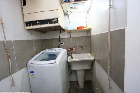 Casa à venda com 296m², 3 quartos e 2 vagasÁrea de Serviço