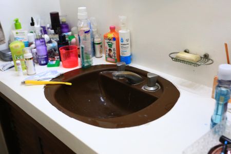 Casa à venda com 296m², 3 quartos e 2 vagasBanheiro