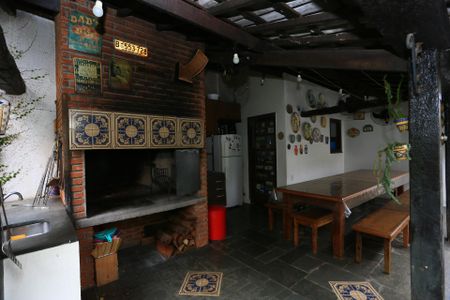 Casa à venda com 296m², 3 quartos e 2 vagasÁrea comum - Churrasqueira