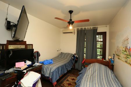 Casa à venda com 296m², 3 quartos e 2 vagasQuarto 2