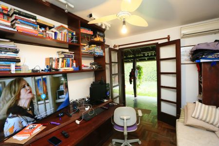 Casa à venda com 296m², 3 quartos e 2 vagasQuarto 1