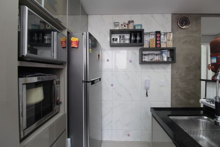 Apartamento à venda com 48m², 2 quartos e 1 vagaCozinha e Área de Serviço