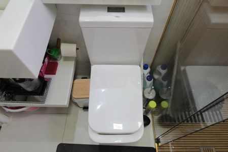 Apartamento à venda com 48m², 2 quartos e 1 vagaBanheiro Social