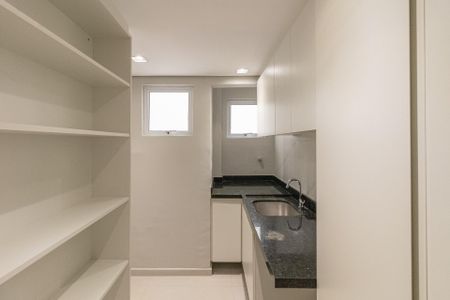 Apartamento à venda com 95m², 3 quartos e 1 vagaÁrea de Serviço