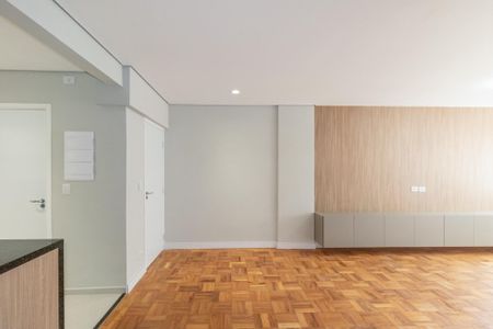 Sala de apartamento à venda com 3 quartos, 95m² em Vila Olímpia, São Paulo