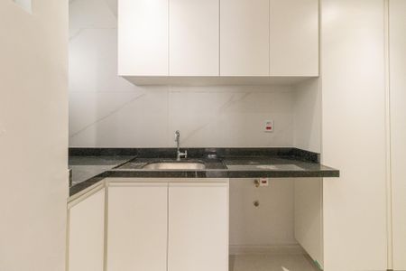 Apartamento à venda com 95m², 3 quartos e 1 vagaÁrea de Serviço