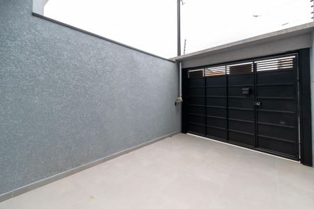 Casa à venda com 78m², 2 quartos e 1 vaga Casa à venda com 78m², 2 quartos e 1 vagaGaragem