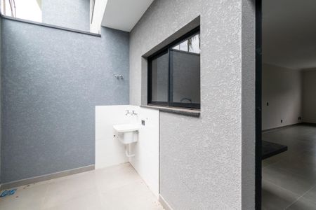 Casa à venda com 78m², 2 quartos e 1 vaga Casa à venda com 78m², 2 quartos e 1 vagaÁrea de Serviço