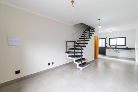Casa à venda com 78m², 2 quartos e 1 vaga Casa à venda com 78m², 2 quartos e 1 vagaSala