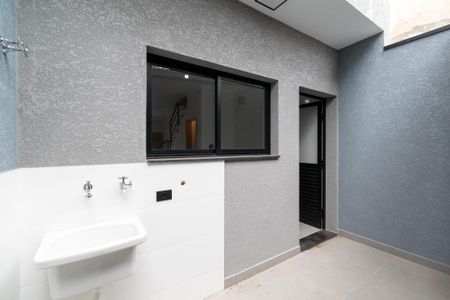 Casa à venda com 78m², 2 quartos e 1 vaga Casa à venda com 78m², 2 quartos e 1 vagaÁrea de Serviço