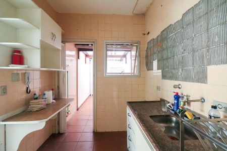 Apartamento à venda com 59m², 1 quarto e 1 vagaCozinha