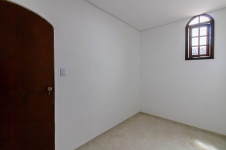 Casa para alugar com 53m², 2 quartos e 1 vaga Casa para alugar com 53m², 2 quartos e 1 vagaQuarto 2