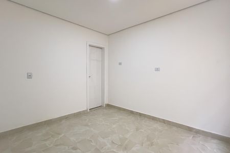 Casa para alugar com 43m², 1 quarto e 1 vagaSuíte