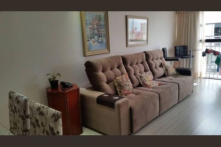 Sala de apartamento à venda com 3 quartos, 86m² em Passo d’Areia, Porto Alegre