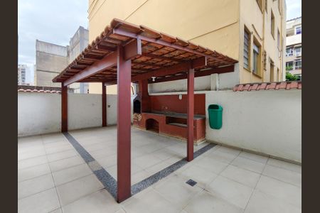 Apartamento à venda com 122m², 2 quartos e 1 vaga Apartamento à venda com 122m², 2 quartos e 1 vagaÁrea comum - Churrasqueira