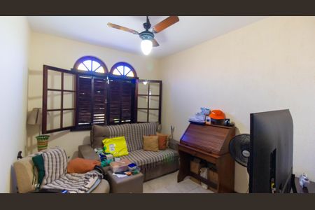 Casa à venda com 360m², 4 quartos e 2 vagas
