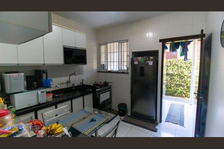Casa à venda com 360m², 4 quartos e 2 vagas