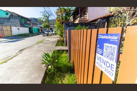 Casa à venda com 360m², 4 quartos e 2 vagas
