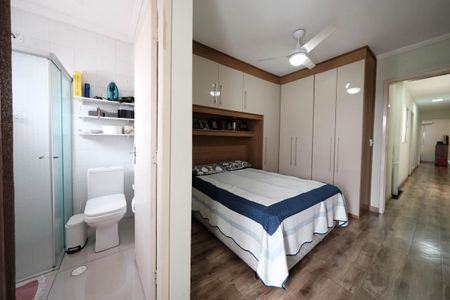 Casa à venda com 84m², 3 quartos e 2 vagasSuíte