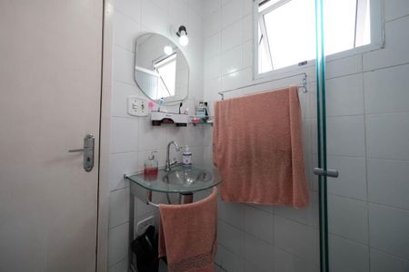 Casa à venda com 84m², 3 quartos e 2 vagasBanheiro da Suíte 1