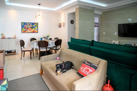 Apartamento para alugar com 70m², 2 quartos e 2 vagasSala