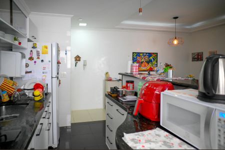 Apartamento para alugar com 70m², 2 quartos e 2 vagasCozinha