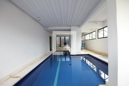 Apartamento para alugar com 70m², 2 quartos e 2 vagasPiscina