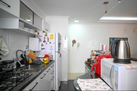 Apartamento para alugar com 70m², 2 quartos e 2 vagasCozinha