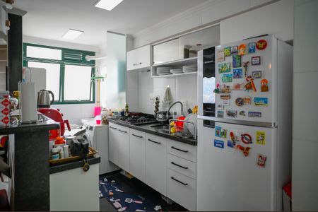 Apartamento para alugar com 70m², 2 quartos e 2 vagasCozinha