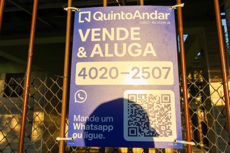 Casa à venda com 80m², 3 quartos e 2 vagas Casa à venda com 80m², 3 quartos e 2 vagasPlaca