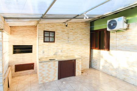 Casa à venda com 80m², 3 quartos e 2 vagas Casa à venda com 80m², 3 quartos e 2 vagasÁrea externa